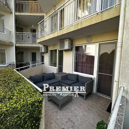 アパート Rutland Bay ラヴダ