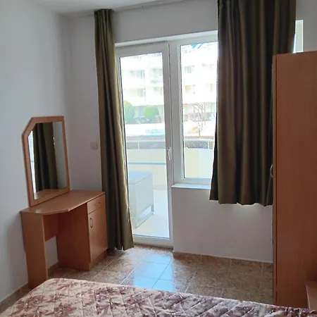 Rutland Bay アパート